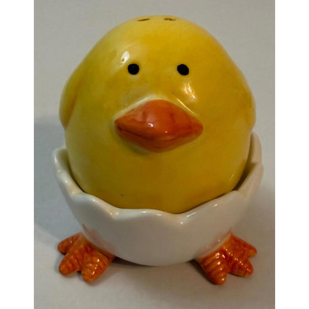 Baby Chicken Chick and Egg Salt Pepper Shaker Set Stacking Pieces 3-1/4" Tall